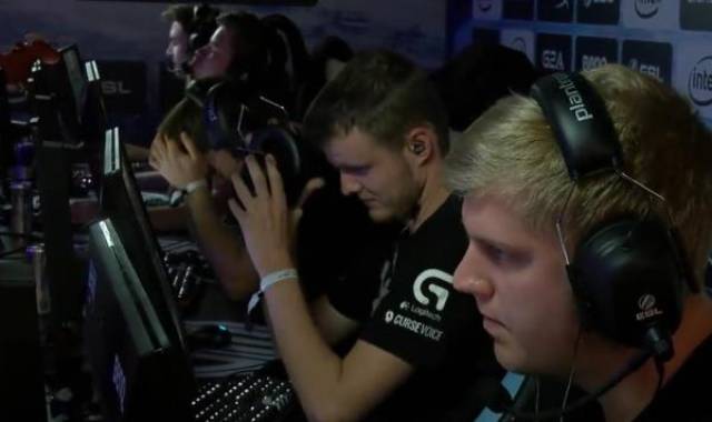 偶尔出现不 偶尔出现不