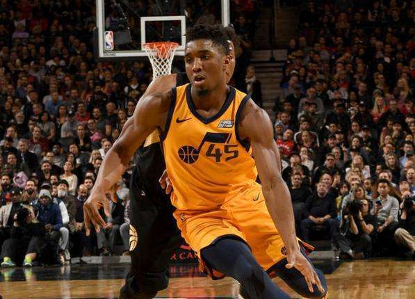 的防守和团 的防守和团