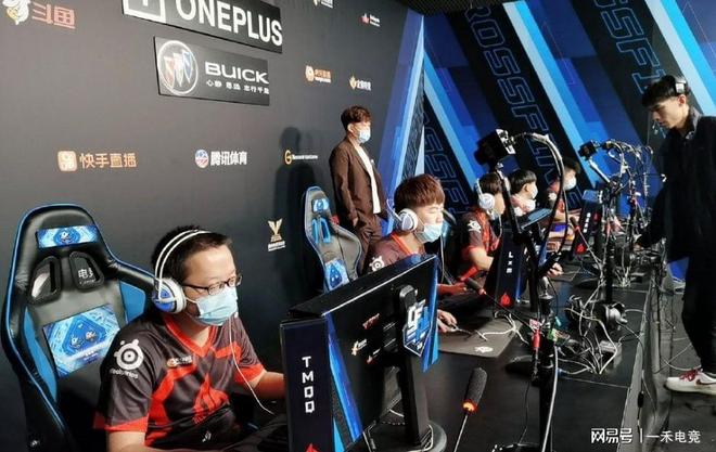 在压力下找 在压力下找