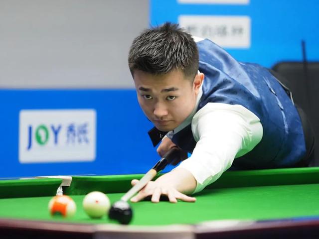 泰坦大招直 泰坦大招直